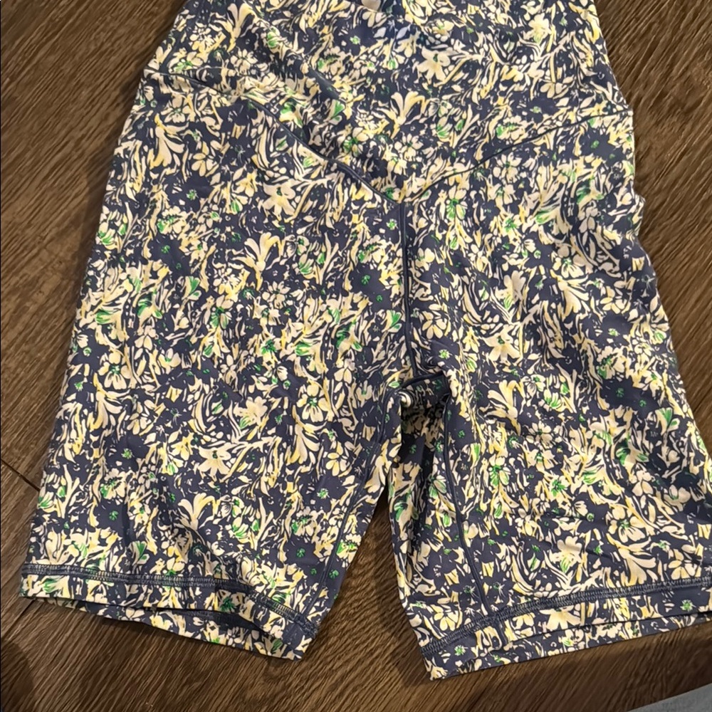 Floral Patterned Men's Shorts